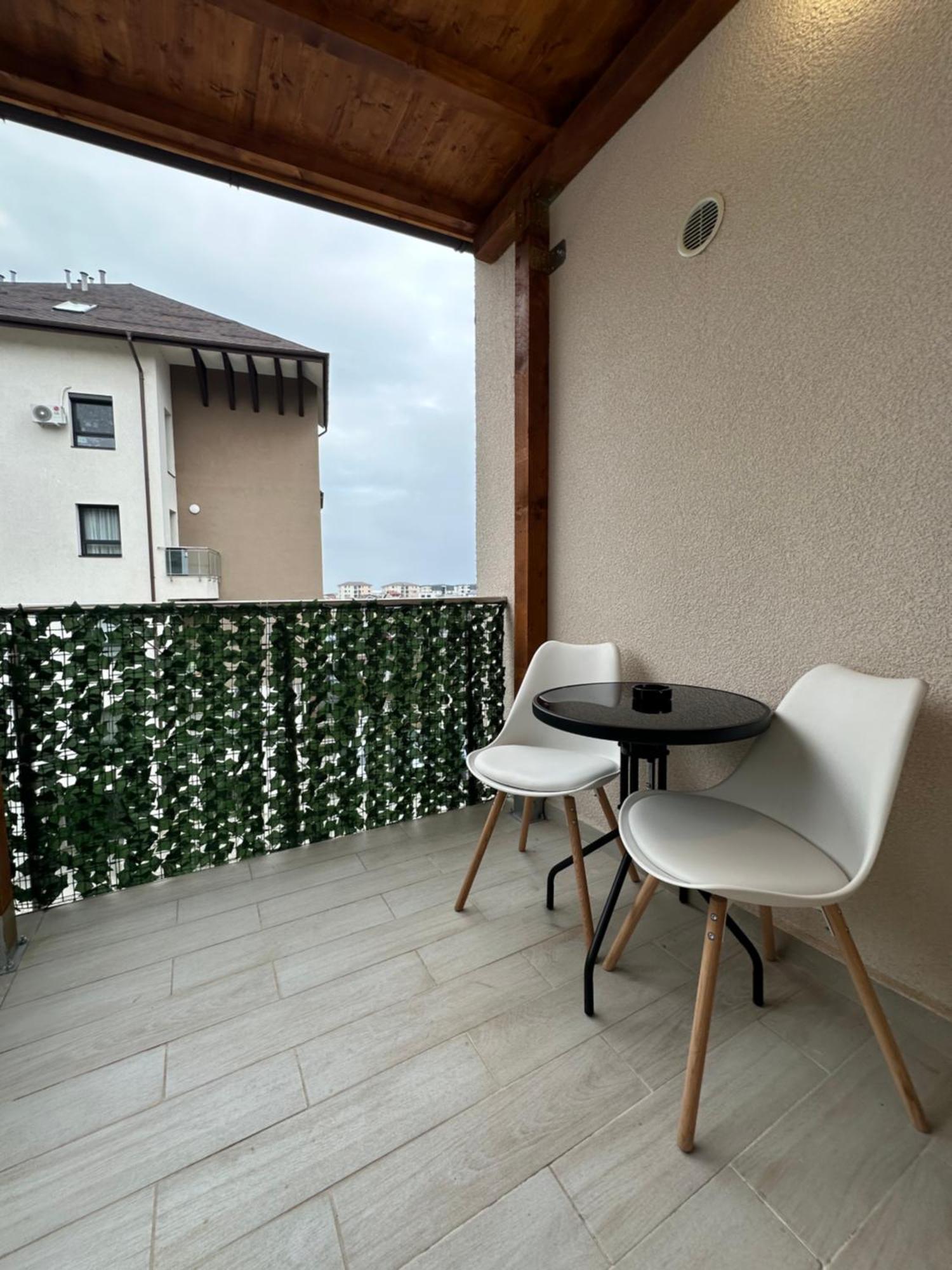Toscana Apartments Otopeni Eksteriør billede
