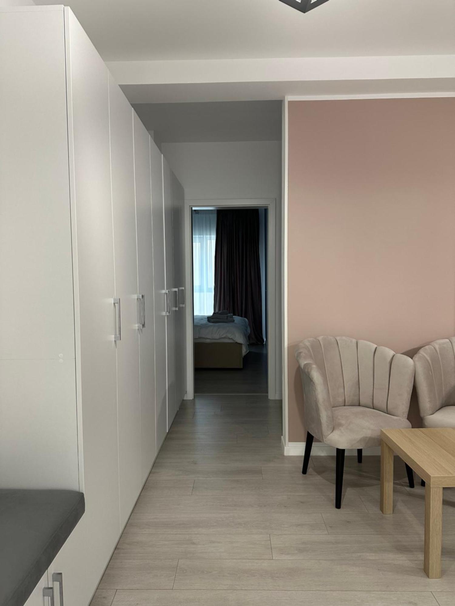 Toscana Apartments Otopeni Eksteriør billede