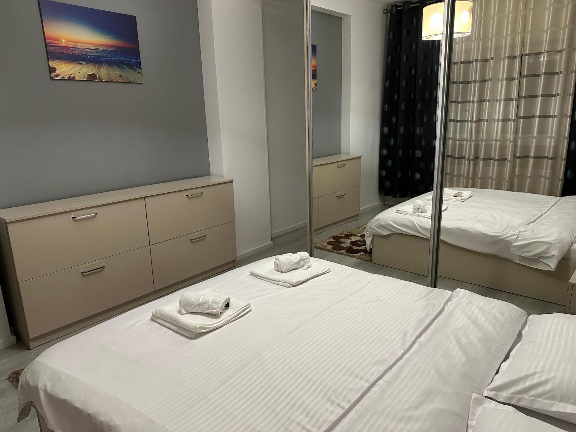 Toscana Apartments Otopeni Eksteriør billede